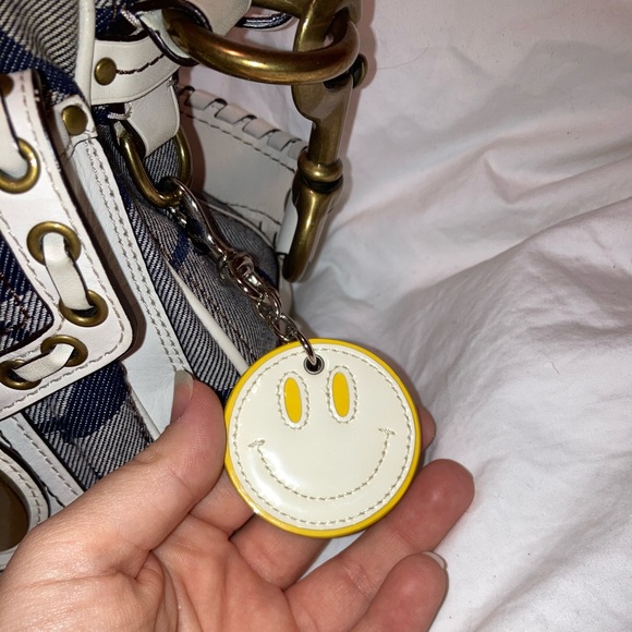 Vintage coach shoulder bag - Picture 3 of 11